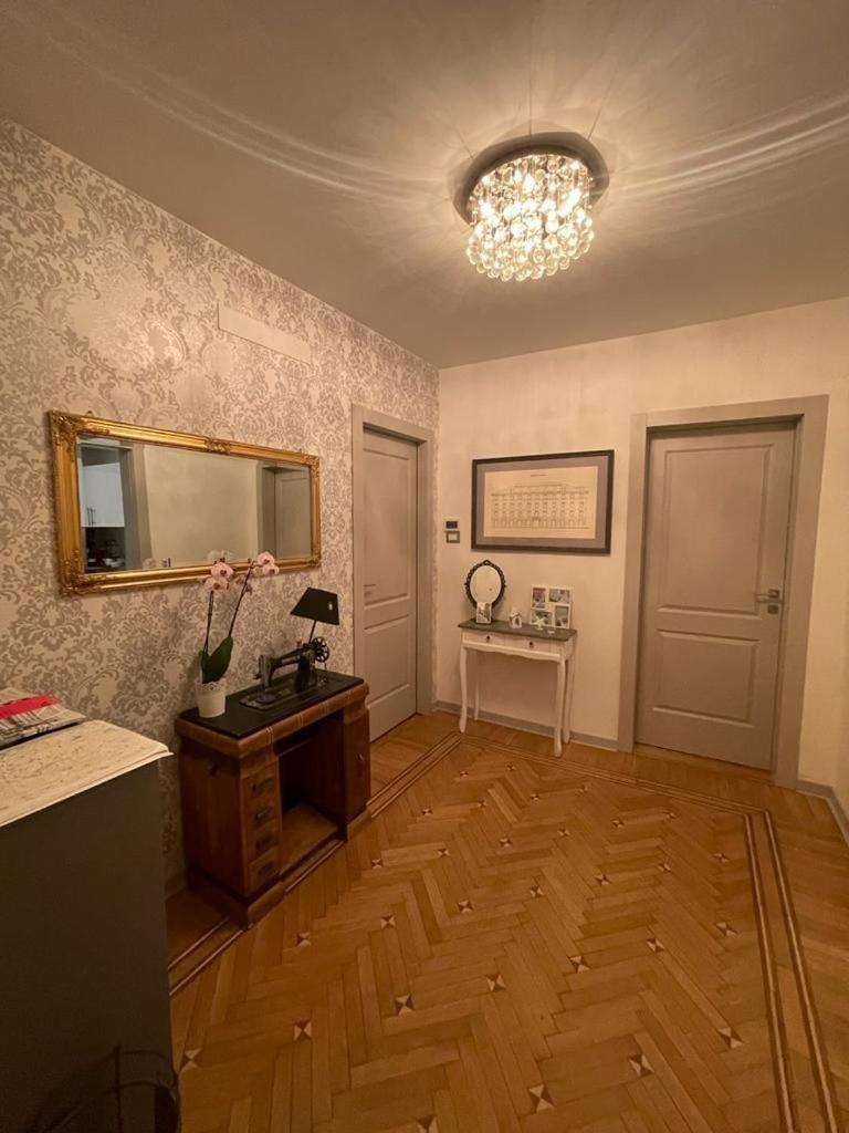 The First Appartement Triëst Buitenkant foto